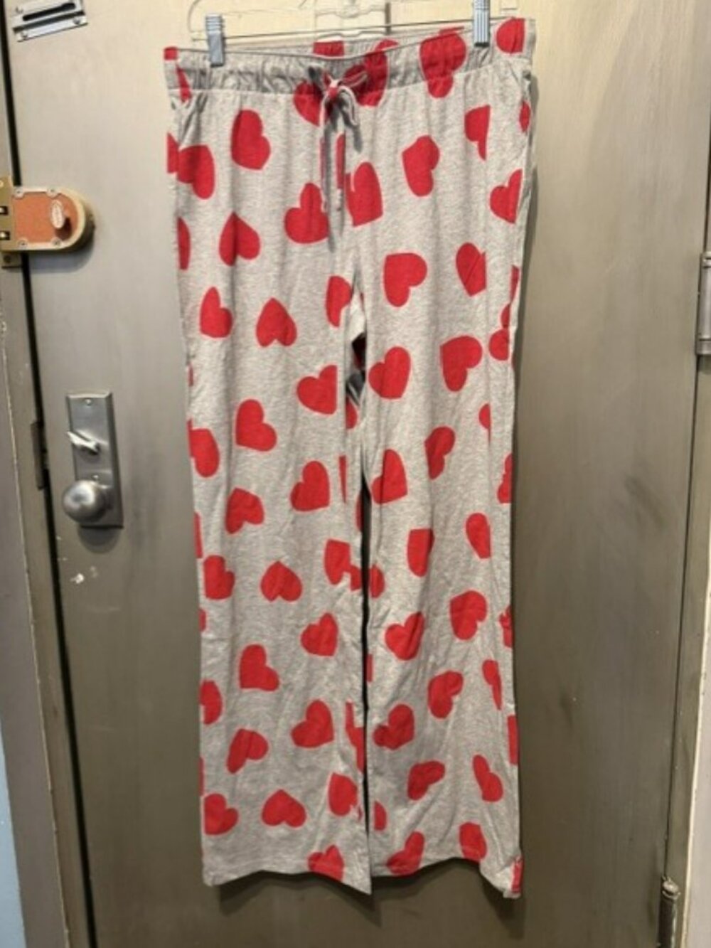 Heart Pajama / Loungewear 2-piece Set – Medium / Large - NWOT - Picture 8 of 16